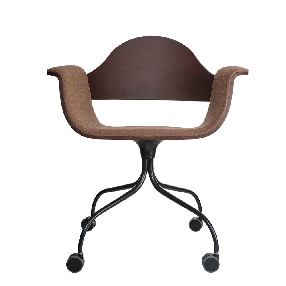 BD Barcelona designove kancelarske zidle Showtime Chair Swivel With Casters Low 180610 bd barcelona designove kancelarske zidle showtime chair swivel with casters low